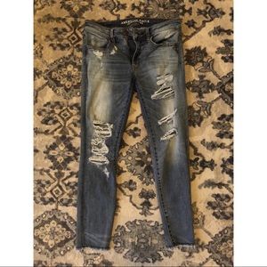 American Eagle Distressed Jegging